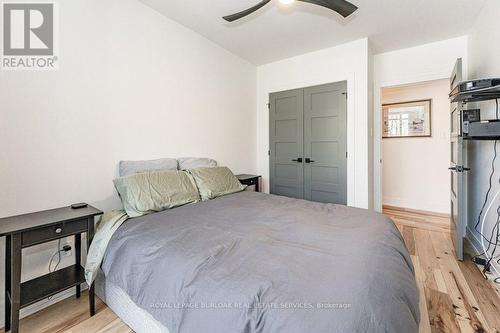 301 - 430 Pearl Street, Burlington, ON - Indoor Photo Showing Bedroom