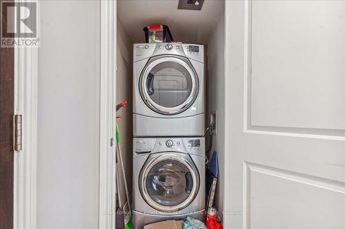 117 - 25 Earlington Avenue, Toronto, ON - Indoor Photo Showing Laundry Room
