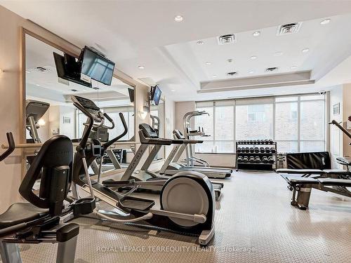 301-212 Eglinton Ave E, Toronto, ON - Indoor Photo Showing Gym Room