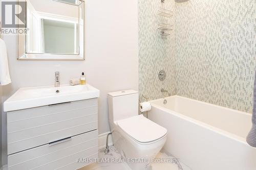 118 Headwind Boulevard, Vaughan, ON - Indoor Photo Showing Bathroom