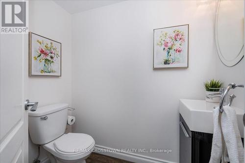 1202 - 140 Dunlop Street, Barrie (Lakeshore), ON - Indoor Photo Showing Bathroom