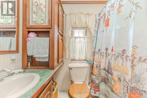 57 & 58 - 5216 County Road 90, Springwater, ON - Indoor Photo Showing Bathroom