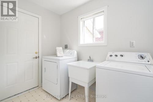 167 Hurst Drive, Barrie, ON - Indoor Photo Showing Laundry Room