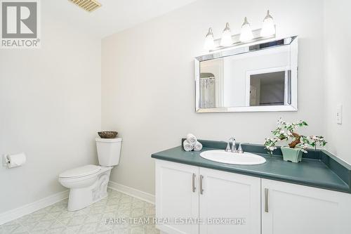 167 Hurst Drive, Barrie, ON - Indoor Photo Showing Bathroom