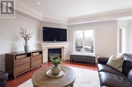 5381 Forest Hill Drive, Mississauga, ON - Indoor Photo Showing Living Room With Fireplace