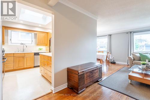 356 Delrex Boulevard, Halton Hills, ON - Indoor Photo Showing Living Room