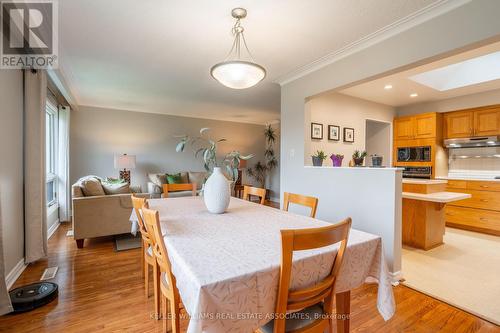 356 Delrex Boulevard, Halton Hills (Georgetown), ON - Indoor Photo Showing Kitchen With Double Sink