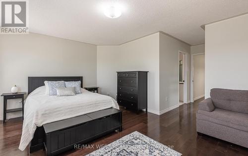 100 Lake Louise Drive, Brampton, ON - Indoor Photo Showing Bedroom