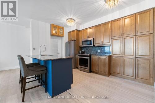 2601 - 70 Absolute Avenue, Mississauga, ON - Indoor Photo Showing Kitchen