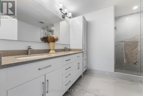 2601 - 70 Absolute Avenue, Mississauga, ON - Indoor Photo Showing Bathroom