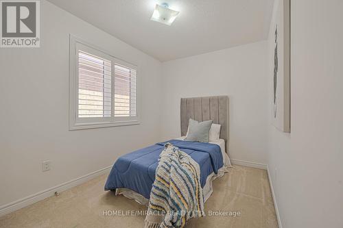 65 Frenchpark Circle, Brampton, ON - Indoor Photo Showing Bedroom