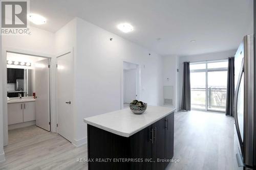 719 - 2486 Old Bronte Road, Oakville, ON - Indoor Photo Showing Other Room