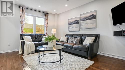 74 Westray Crescent, Ajax, ON - Indoor Photo Showing Living Room