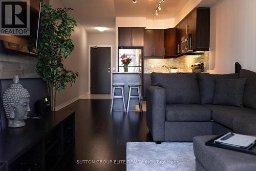 2312 - 223 Webb Drive, Mississauga, ON - Indoor Photo Showing Living Room