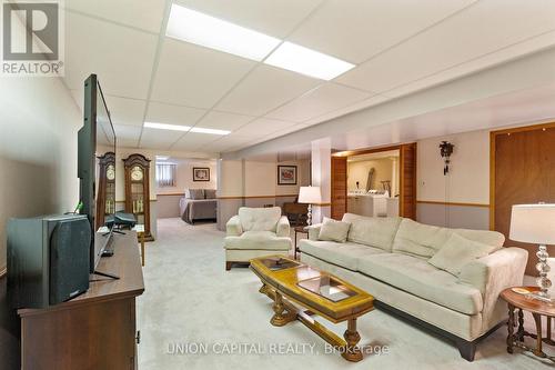 67 Wye Valley Road, Toronto, ON - Indoor Photo Showing Living Room