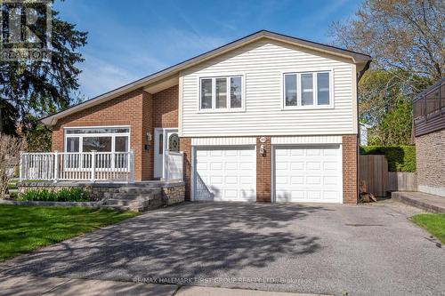 1832 Bronte Square, Pickering, ON - Outdoor