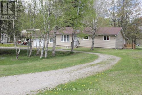 5258 30Th Side Road, Essa, ON - Outdoor