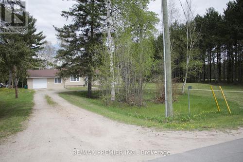 5258 30Th Side Road, Essa, ON - Outdoor