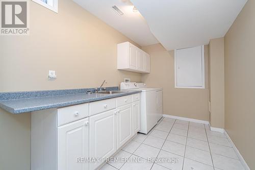 44 Teahouse Drive, Vaughan, ON - Indoor Photo Showing Laundry Room