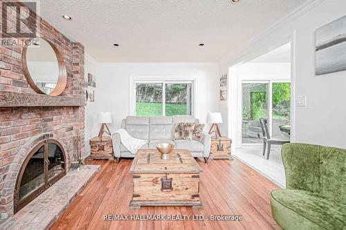 65 Riverside Boulevard, Vaughan, ON - Indoor Photo Showing Living Room With Fireplace
