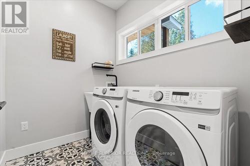 17 Cedar Court, Marmora And Lake, ON - Indoor Photo Showing Laundry Room