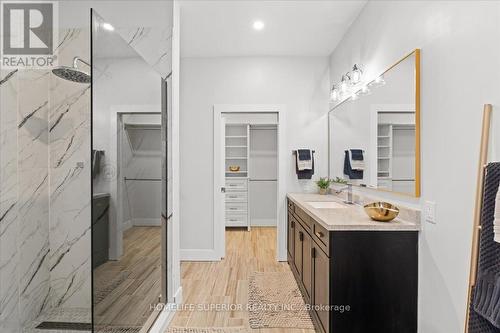 17 Cedar Court, Marmora And Lake, ON - Indoor Photo Showing Bathroom