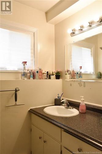 8 Mcfadzen Court, Oromocto, NB - Indoor Photo Showing Bathroom