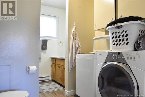 8 Mcfadzen Court, Oromocto, NB - Indoor Photo Showing Laundry Room