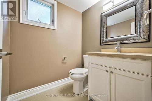 22 Brightway Crescent, Richmond Hill, ON - Indoor Photo Showing Bathroom