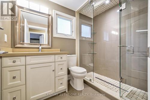 22 Brightway Crescent, Richmond Hill, ON - Indoor Photo Showing Bathroom
