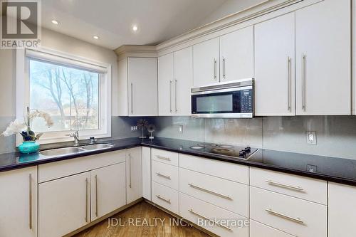 98 Overbrook Place, Toronto, ON - Indoor Photo Showing Kitchen With Double Sink