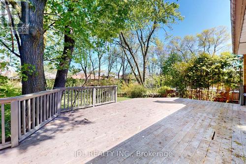 98 Overbrook Place, Toronto, ON - Outdoor