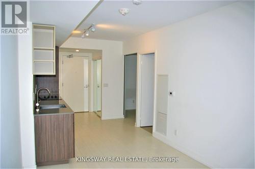 1720 - 19 Western Battery Road E, Toronto, ON - Indoor Photo Showing Other Room