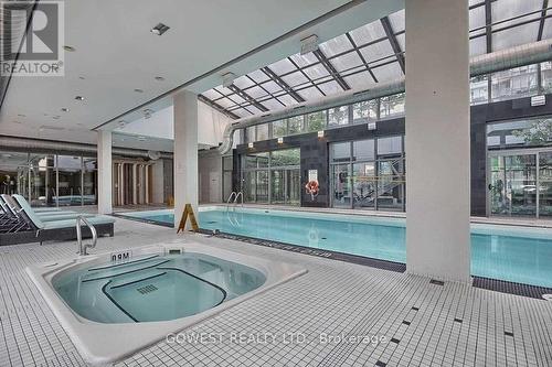 2110 - 38 Grenville Street, Toronto, ON -  Photo Showing Other Room With In Ground Pool