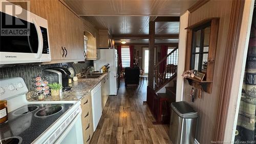 8 Ringuette Street, Sainte-Anne-De-Madawaska, NB - Indoor Photo Showing Kitchen With Double Sink