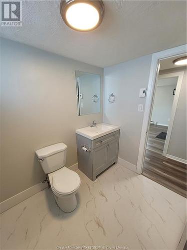 69 Allain, Sainte-Marie-De-Kent, NB - Indoor Photo Showing Bathroom