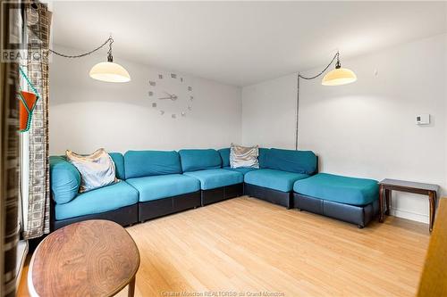 4 Fairview Dr, Salisbury, NB - Indoor Photo Showing Living Room
