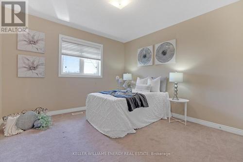 27 Tracey Court, Whitby, ON - Indoor Photo Showing Bedroom
