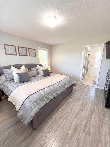 41 Kendell Lane, Ingersoll, ON - Indoor Photo Showing Bedroom