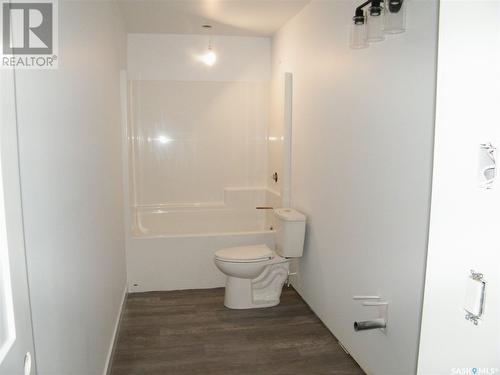 14 Scott Bay, Muenster, SK - Indoor Photo Showing Bathroom