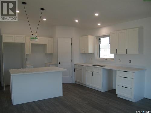 14 Scott Bay, Muenster, SK - Indoor Photo Showing Kitchen