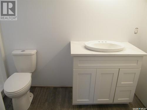 14 Scott Bay, Muenster, SK - Indoor Photo Showing Bathroom