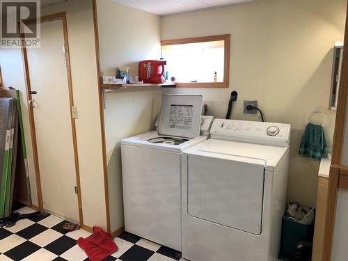 9112 Calverley Crescent, Dawson Creek, BC - Indoor Photo Showing Laundry Room