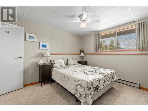 3311 Yankee Flats Road, Salmon Arm, BC - Indoor Photo Showing Bedroom