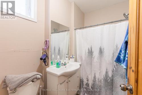 865-867 Water Street, Peterborough, ON - Indoor Photo Showing Bathroom