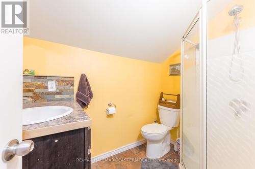 865-867 Water Street, Peterborough, ON - Indoor Photo Showing Bathroom
