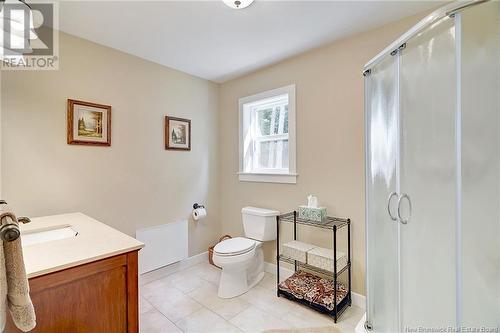1276 Cox Point Road, Cumberland Bay, NB - Indoor Photo Showing Bathroom