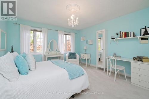 28 Viewmount Crescent, Brampton, ON - Indoor Photo Showing Bedroom