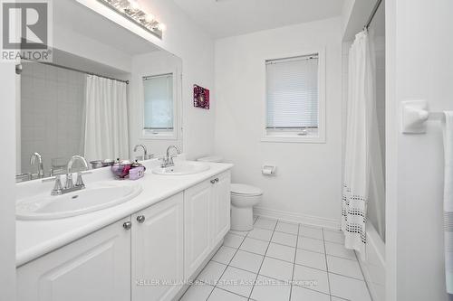 28 Viewmount Crescent, Brampton, ON - Indoor Photo Showing Bathroom