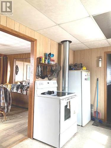 358 Fifth Side Road, Gore Bay, ON - Indoor Photo Showing Kitchen
